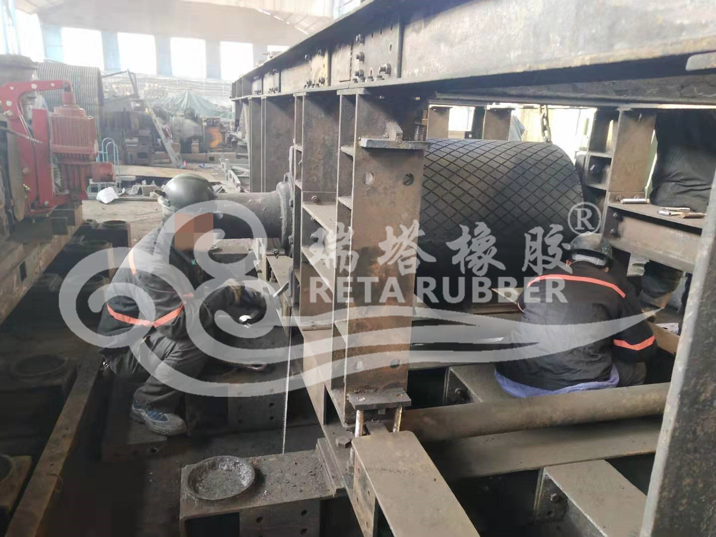 5dede8f336bc8.jpg